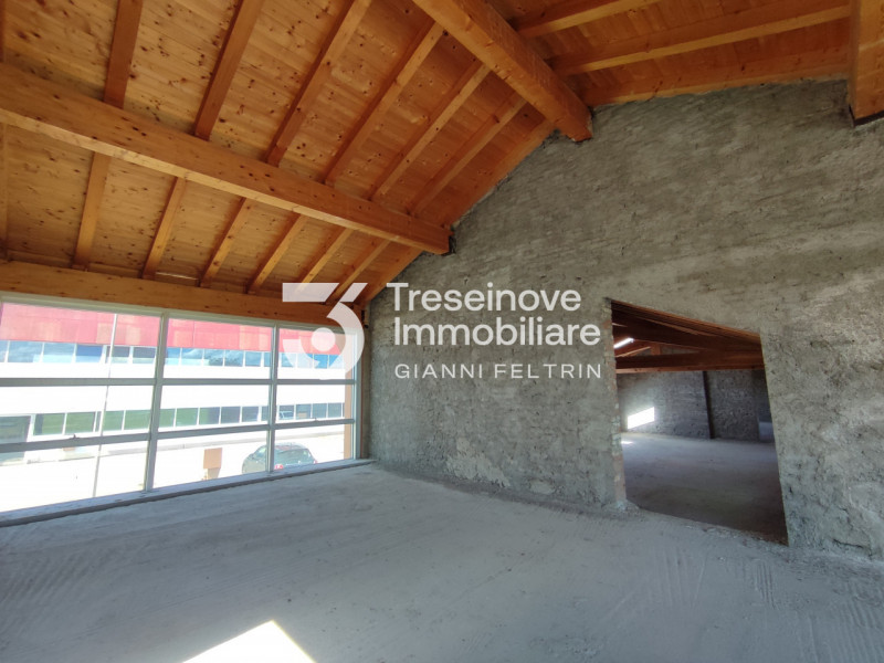 (Per INFO Simone 3427586513) Proponiamo in vendita casa colonica di impianto veneto risalente al ...