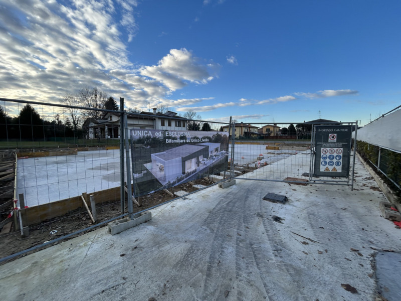 La tua nuova casa ai piedi dei Colli Euganei: comfort, tecnologia e natura in perfetta armonia!

...