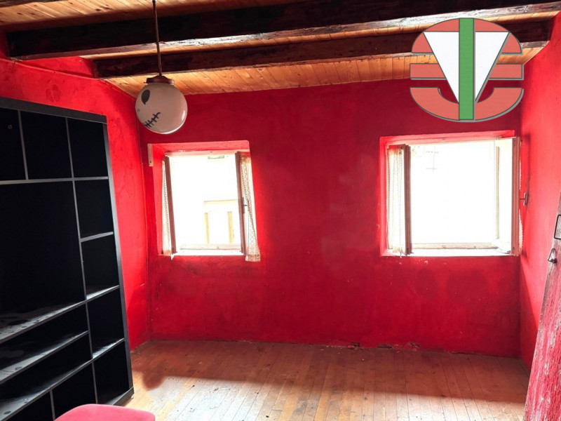 Proponiamo in esclusiva una bifamiliare situata nella pittoresca zona di Conco-Lusiana, un'ottima...