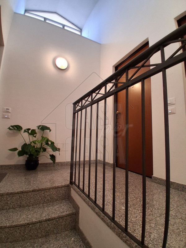 Rif. P517 - Appartamento al secondo piano, in una palazzina di poche unità, ristrutturato, nel cu...