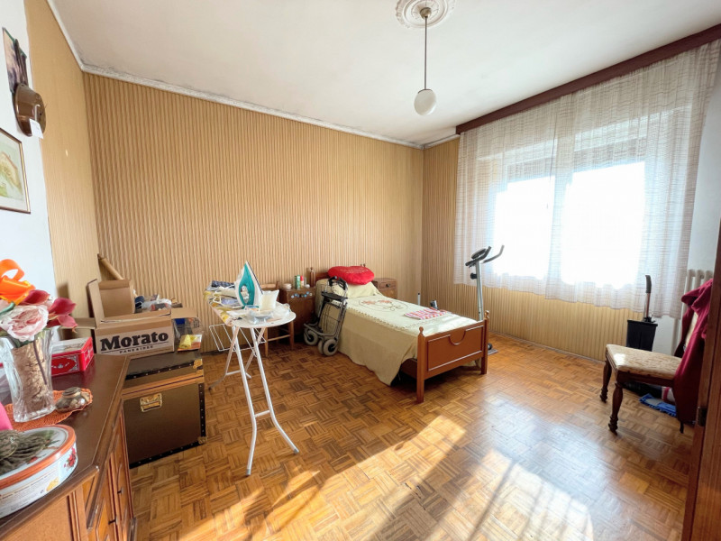 VILLAVERLA Novoledo - bifamiliare sovrapposta con 1700 m. di terreno € 139.000,00

Trattativa Uni...