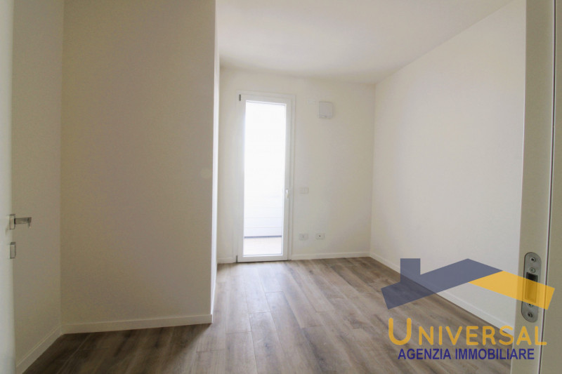 CAMPOSAMPIERO – In quartiere residenziale, comodo a tutti i servizi del paese quali supermercato,...