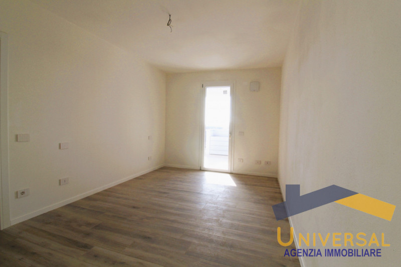 CAMPOSAMPIERO – In quartiere residenziale, comodo a tutti i servizi del paese quali supermercato,...