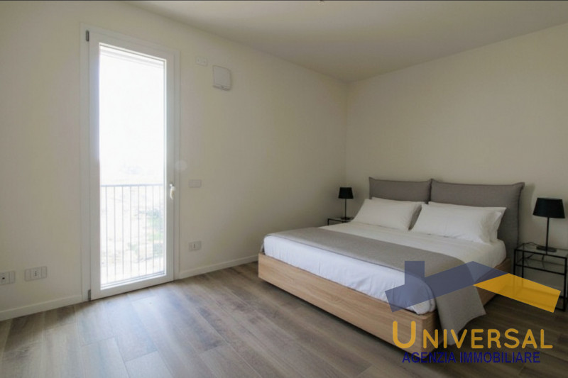 CAMPOSAMPIERO – In quartiere residenziale, comodo a tutti i servizi del paese quali supermercato,...