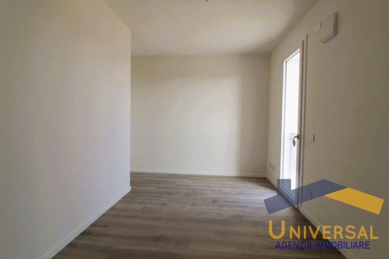 CAMPOSAMPIERO – In quartiere residenziale, comodo a tutti i servizi del paese quali supermercato,...