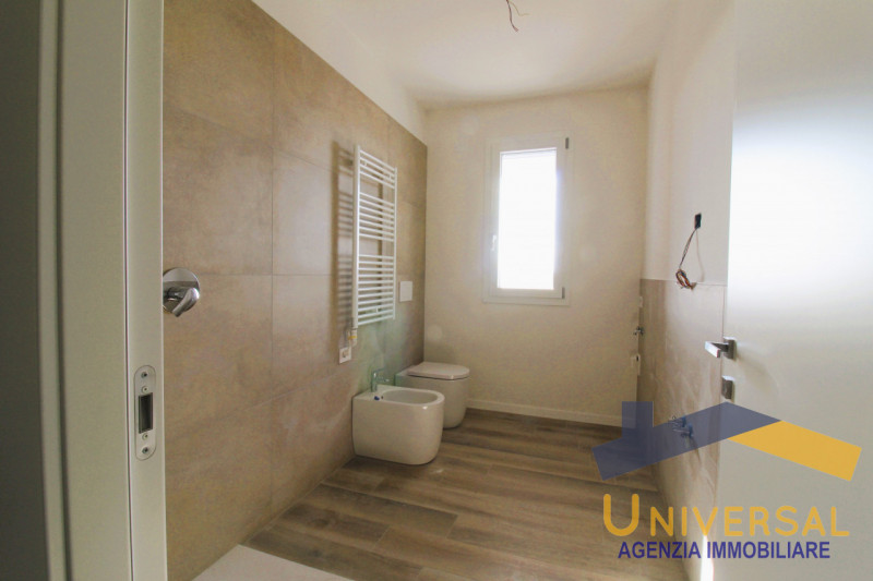 CAMPOSAMPIERO – In quartiere residenziale, comodo a tutti i servizi del paese quali supermercato,...