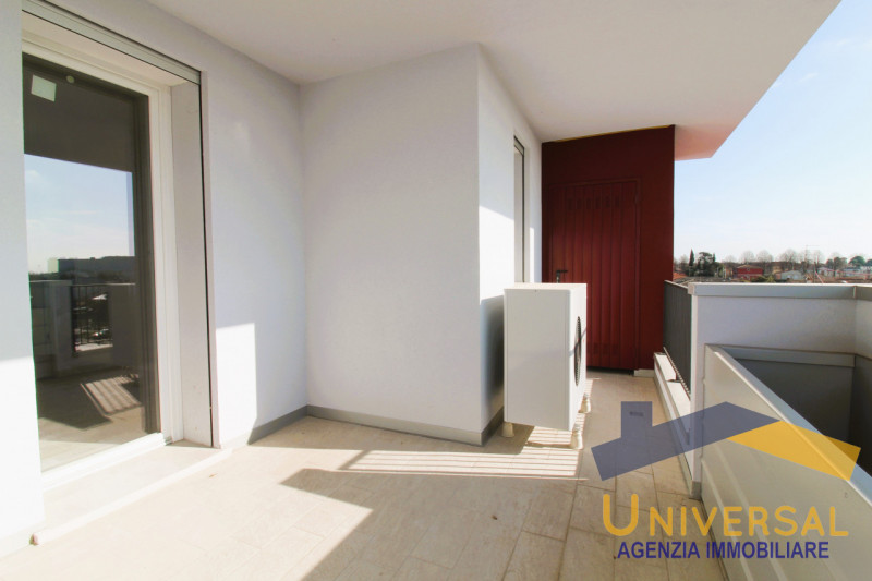 CAMPOSAMPIERO – In quartiere residenziale, comodo a tutti i servizi del paese quali supermercato,...