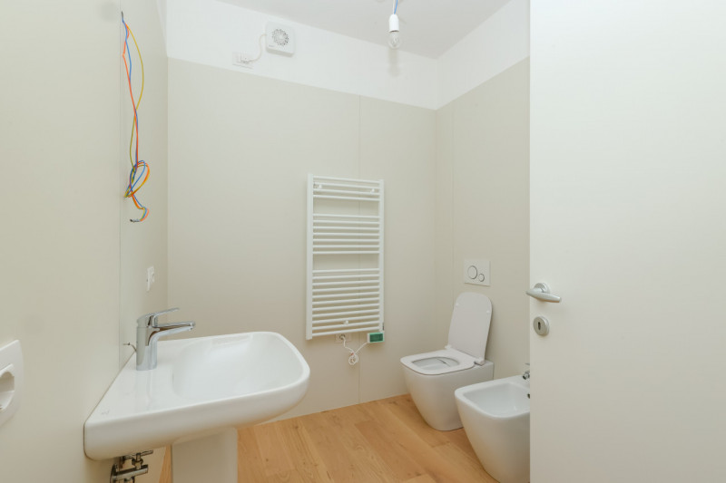 Al centro della Piazza del mercato di Villanova di Camposampiero proponiamo in vendita splendido ...