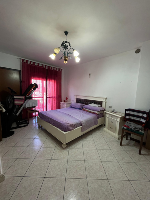 Proponiamo in vendita a Urbana, appartamento al piano terra. 
L'immobile è sviluppato su un unico...