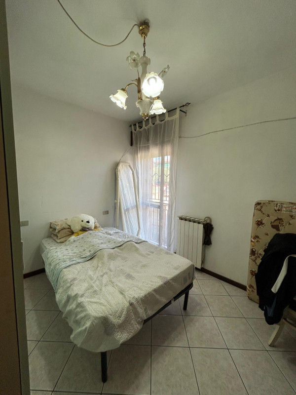 Proponiamo in vendita a Urbana, appartamento al piano terra. 
L'immobile è sviluppato su un unico...