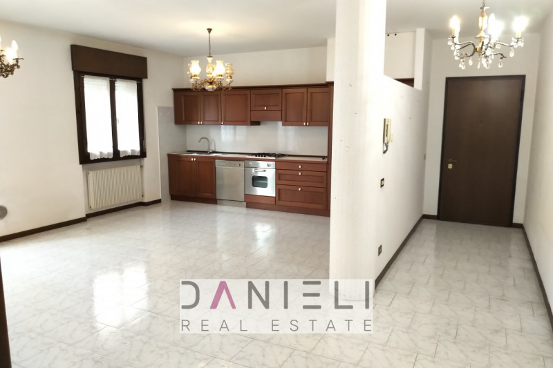 Val Liona, località Pederiva: suggeriamo ottimo appartamento sito al piano terra di referenziata ...