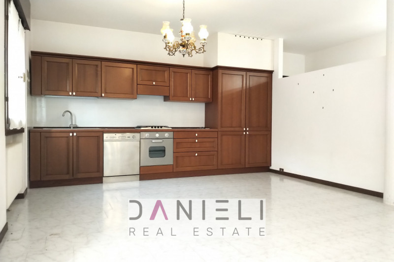 Val Liona, località Pederiva: suggeriamo ottimo appartamento sito al piano terra di referenziata ...