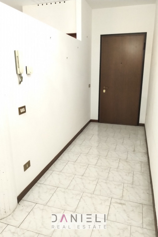 Val Liona, località Pederiva: suggeriamo ottimo appartamento sito al piano terra di referenziata ...