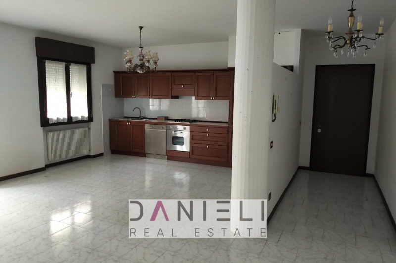 Val Liona, località Pederiva: suggeriamo ottimo appartamento sito al piano terra di referenziata ...