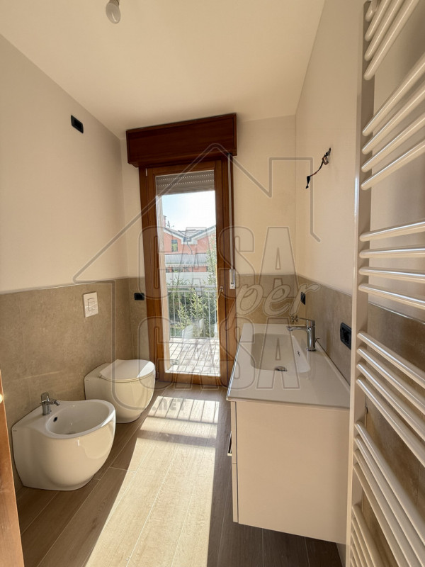 RIF. A02 - Nella zona più bella di Abano proponiamo appartamento al primo piano  composto da sogg...