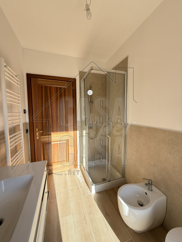 RIF. A02 - Nella zona più bella di Abano proponiamo appartamento al primo piano  composto da sogg...