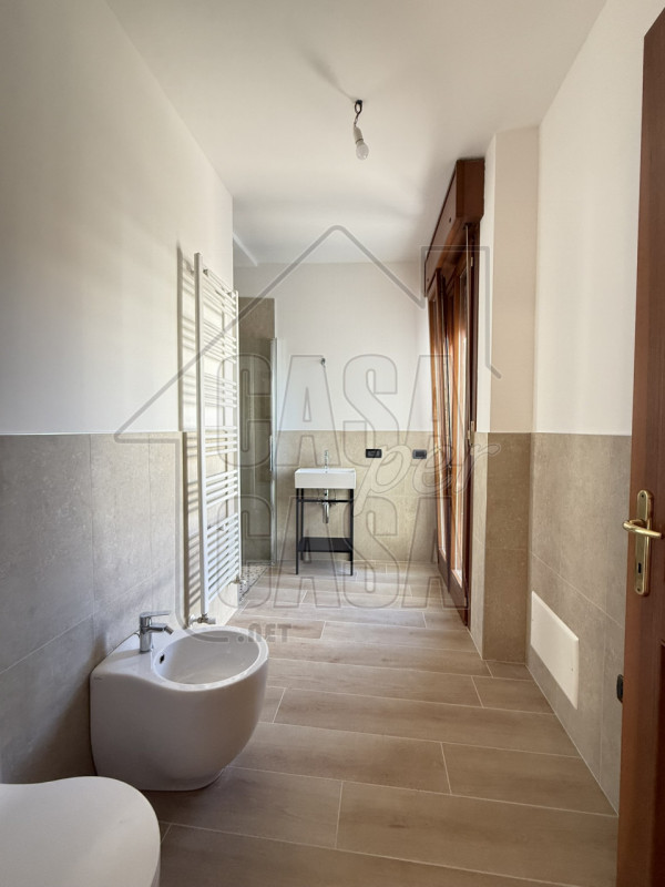 RIF. A02 - Nella zona più bella di Abano proponiamo appartamento al primo piano  composto da sogg...