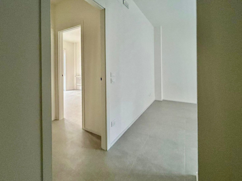 Tra viale Margherita e corso Padova, in zona interna lontana dal traffico, proponiamo la vendita ...