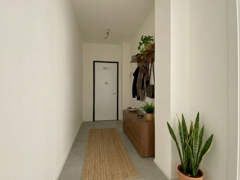 Tra viale Margherita e corso Padova, in zona interna lontana dal traffico, proponiamo la vendita ...