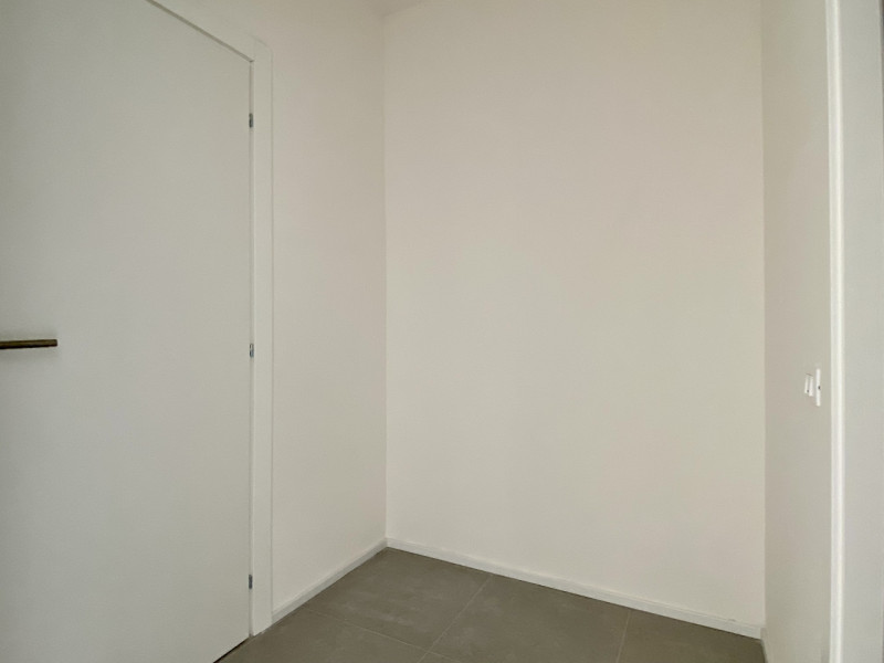 Tra viale Margherita e corso Padova, in zona interna lontana dal traffico, proponiamo la vendita ...