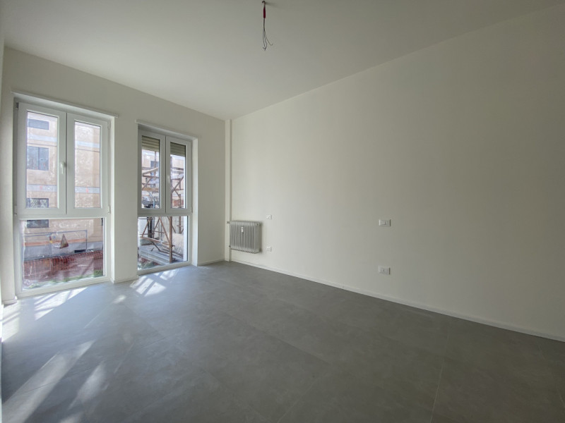 Tra viale Margherita e corso Padova, in zona interna lontana dal traffico, proponiamo la vendita ...