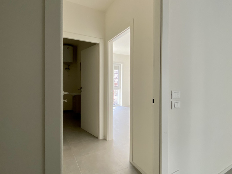 Tra viale Margherita e corso Padova, in zona interna lontana dal traffico, proponiamo la vendita ...