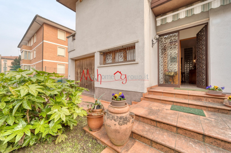 PADOVA ZONA SANT'OSVALDO - Esclusiva opportunità di acquistare una villa singola di ampia metratu...