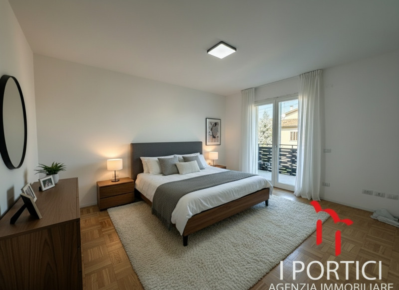 Preganziol -

Si propone in vendita in zona centrale e residenziale comoda a tutti i servizi appa...