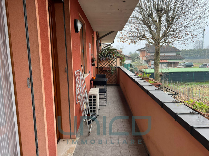 Padova - Zona Crocefisso
LIBERO DA SUBITO
Affittasi appartamento bilocale completamente arredato,...