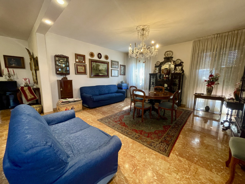 San Paolo – In posizione comoda alle principali attività di via Facciolati e alla futura linea de...