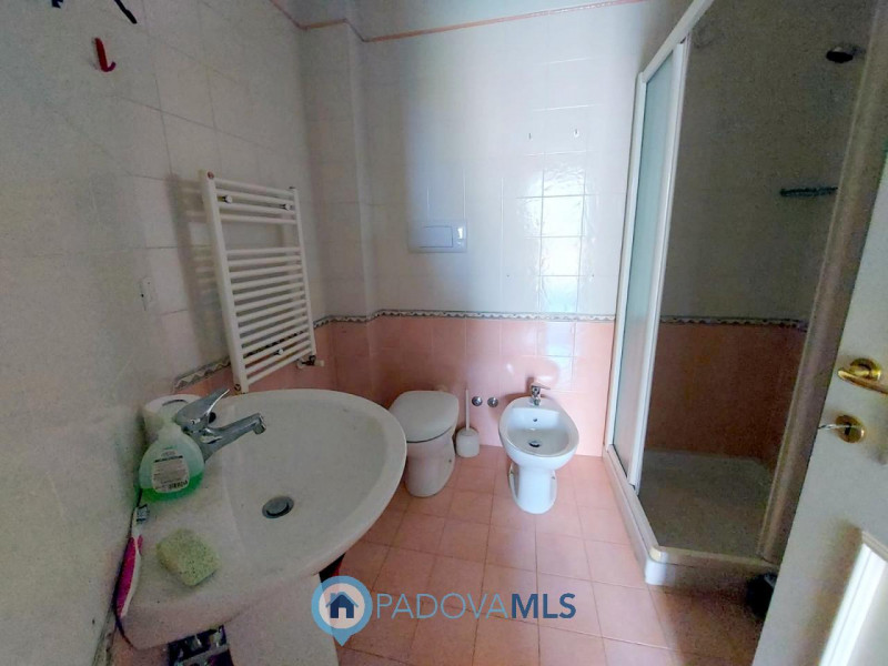 Immobile in esclusiva al Gruppo Padova MLS
PRATO DELLA VALLE: OTTIMO APPARTAMENTO SU DUE LIVELLI ...