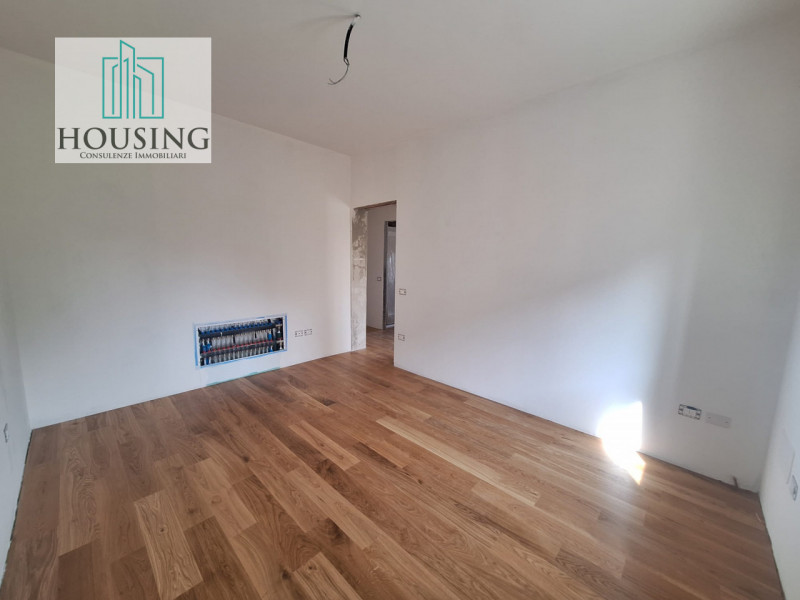 Proponiamo in vendita un appartamento tricamere situato nel Comune di Abano Terme, a pochi passi ...