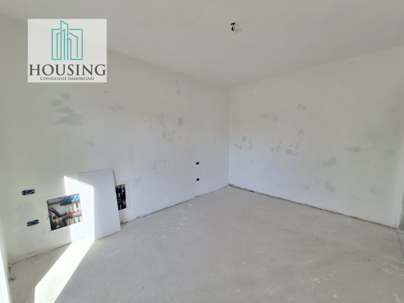 Proponiamo attico in un condominio ristrutturato a nuovo. 
Ad Abano Terme, zona Sacro Cuore, l'un...