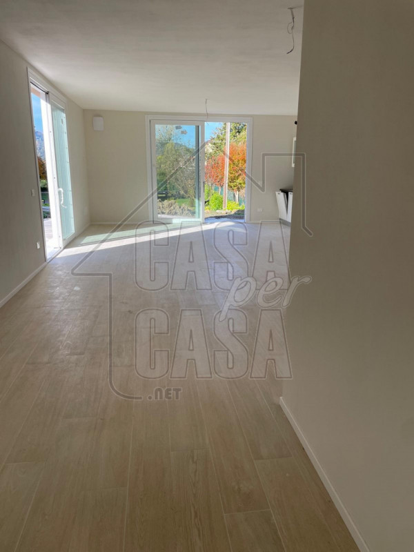 Rif. MB04 - A Montegrotto in zona residenziale affacciata sui colli, proponiamo una bellissima bi...