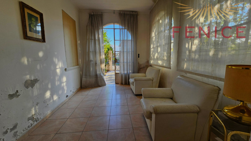 Questa meravigliosa villa in vendita a Cornuda si trova in uno stato attuale libero al rogito, il...