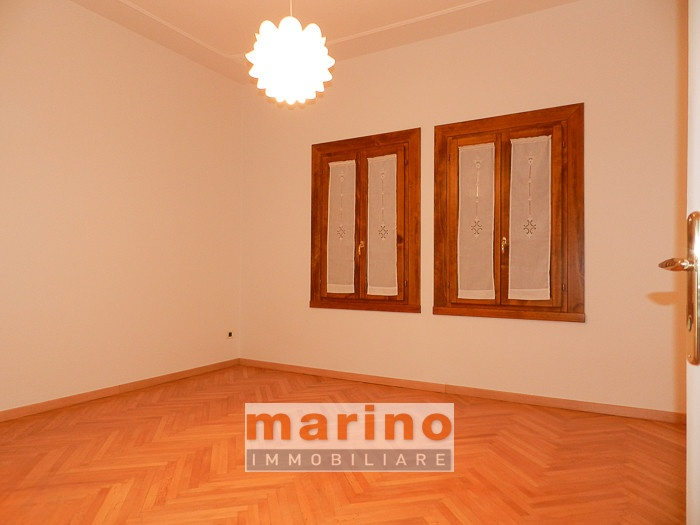 PADOVA CENTRO CITTA' GIARDINO VENDITA APPARTAMENTO 

Nel cuore di una delle zone più esclusive e ...