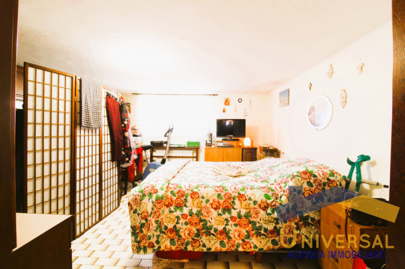 ARSEGO – In posizione tranquilla a pochi minuti dal centro del paese e da tutti i servizi quali n...