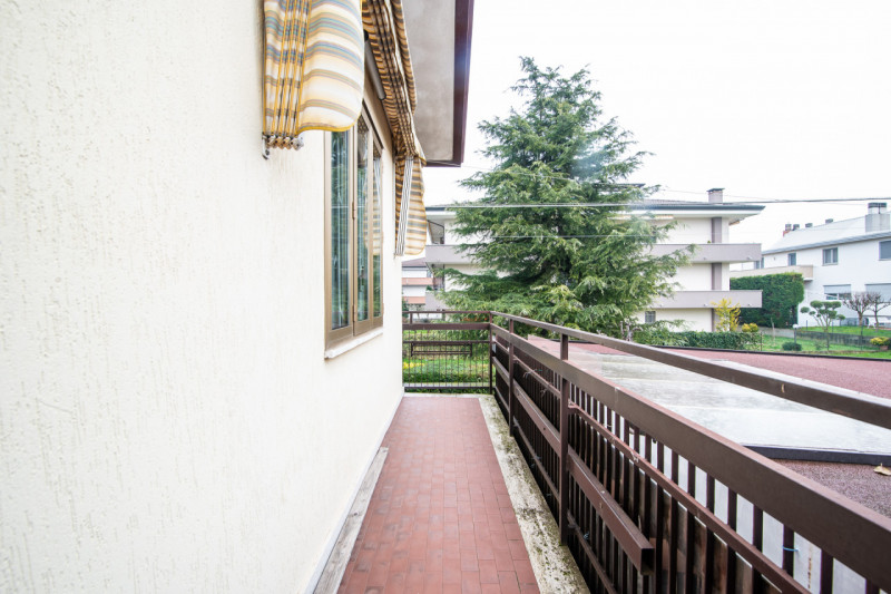 NUDA PROPRIETÀ – ABANO TERME, GIARRE 
Proponiamo in vendita la nuda proprietà di un’elegante abit...