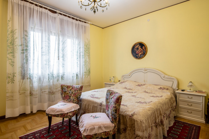 NUDA PROPRIETÀ – ABANO TERME, GIARRE 
Proponiamo in vendita la nuda proprietà di un’elegante abit...