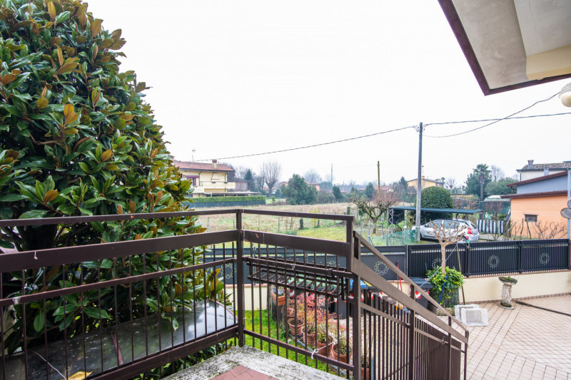 NUDA PROPRIETÀ – ABANO TERME, GIARRE 
Proponiamo in vendita la nuda proprietà di un’elegante abit...