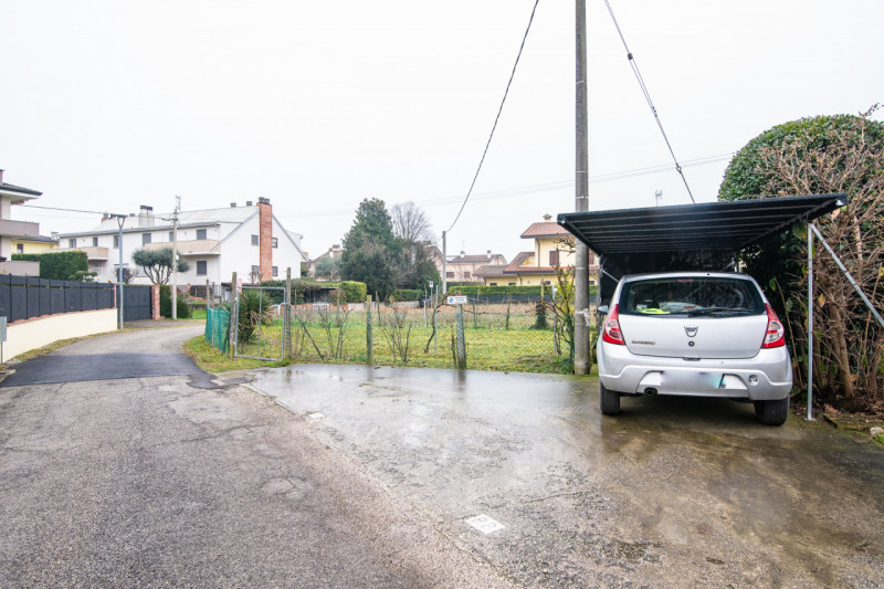 NUDA PROPRIETÀ – ABANO TERME, GIARRE 
Proponiamo in vendita la nuda proprietà di un’elegante abit...
