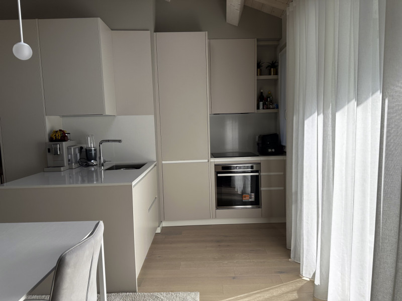 In uno dei quartieri più affascinanti di Vicenza, precisamente in Contrà Manin e a pochi passi da...