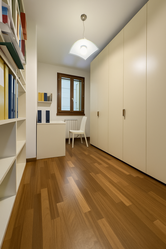 CASELLE DI SELVAZZANO: Proponiamo in vendita una trifamiliare di testa, sviluppata su più livelli...