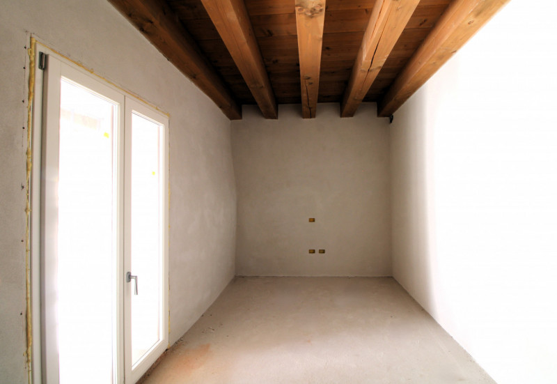 MONSELICE: inserito nel prestigioso contesto della Villa Paradisi Capodivacca, la dimora più anti...