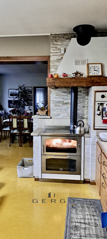 (Per INFO 3316190143) A Vedelago, immersi nel verde del Parco del Sile, in zona prestigiosa e mol...