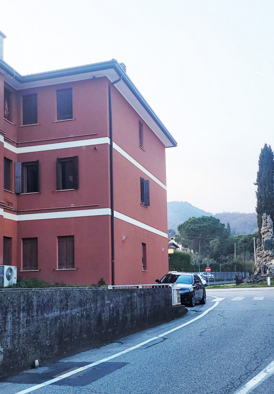 Nel centro storico di Maser, in posizione strategica e comoda a tutti i servizi principali, propo...