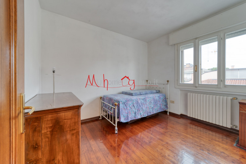 PADOVA ZONA MADONNA PELLEGRINA - Proponiamo in vendita, a meno di trecento metri dal bar Pier88, ...