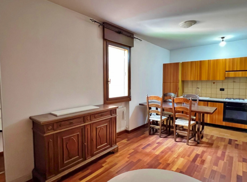 MONOLOCALE SITUATO NEL CUORE DI VICENZA A POCHI PASSI DALLE MURA STORICHE - Rif. 8221
Nella tranq...