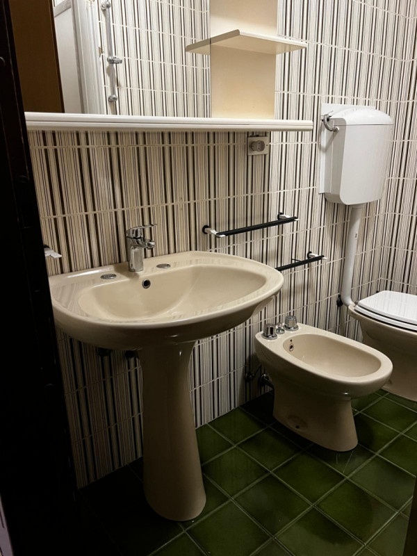 MONOLOCALE SITUATO NEL CUORE DI VICENZA A POCHI PASSI DALLE MURA STORICHE - Rif. 8221
Nella tranq...