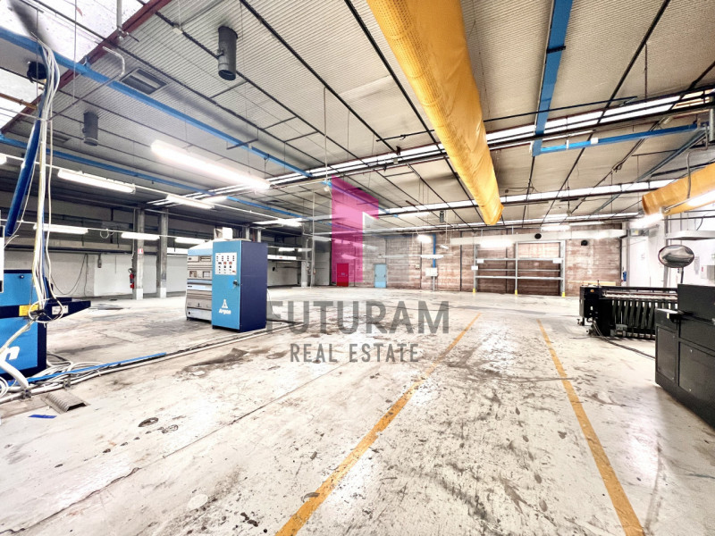 CREAZZO – RIF. 568FUTURAM -PER INFO 0444/310220

Alle porte della Z.A.I. di Creazzo si vende capa...